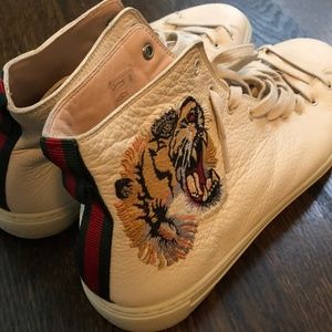 Gucci Sylvie Accent Leather Sneakers